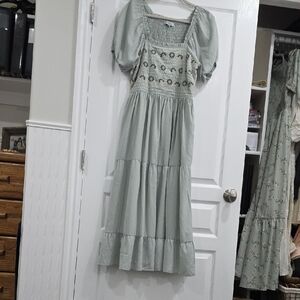 Polagram Green Smocked Puff Sleeve Midi Dress